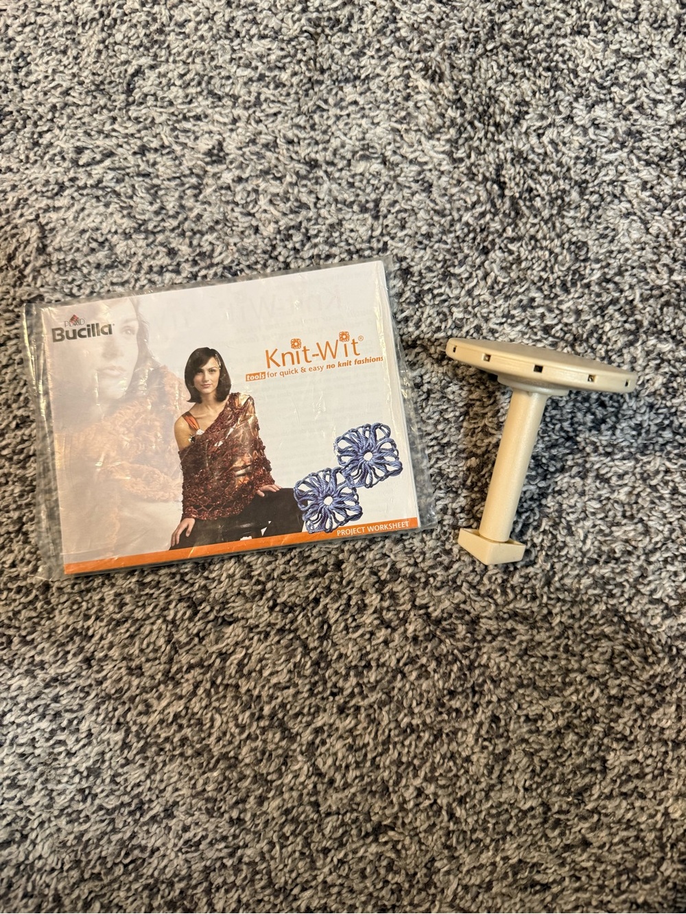 Bucilla Knit-Wit Flower Loom Kit in Cream